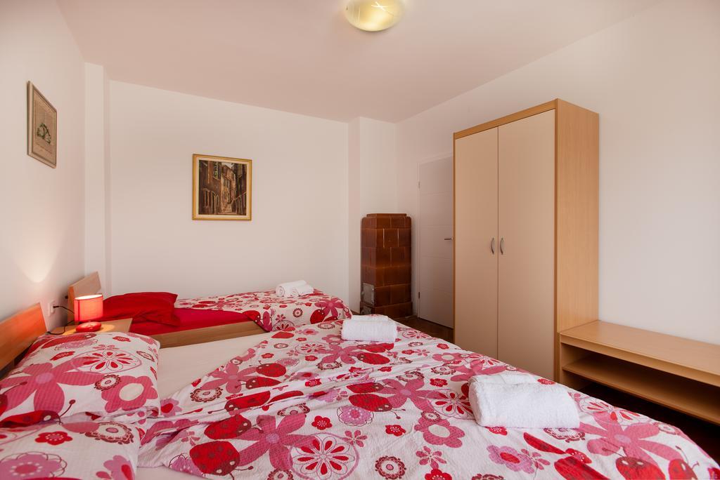 Petra Apartment *